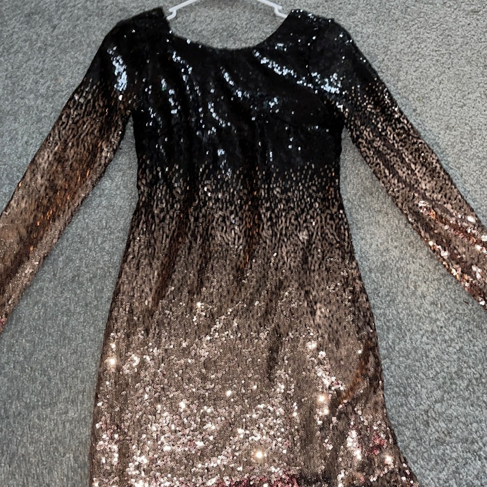 Charlotte Russe Black and gold ombré sequin dress